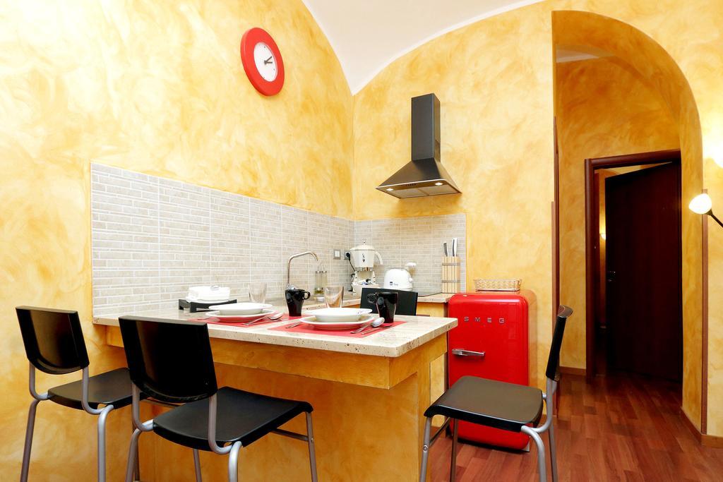 Ferienwohnung Lucky Domus Esquilino Rom Zimmer foto