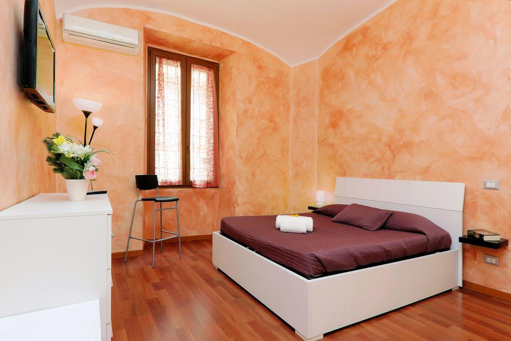 Ferienwohnung Lucky Domus Esquilino Rom Zimmer foto